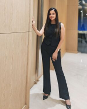 Priya Choudhury Instagram - New Year, New Beginnings! Let’s embrace the possibilities of this fresh week with a heart full of gratitude and a mind open to all the opportunities ahead. Here’s to growth, positivity, and making every moment count!
.
.
.
📸 @alisha_panda28