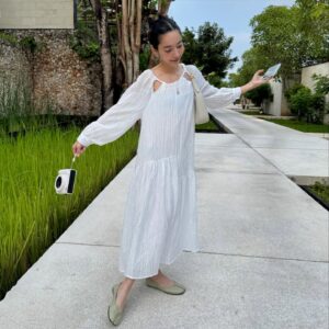 Priya Sangkhachinda Instagram - หัดออกสาว of 2024 Award น้อยแต่เหนื่อย ร่างที่เพื่อนให้ งานมอบบีบมือตัวเองทุกครั้ง แต่ชอบมาก เข้าคาแรคเตอรทั้งวัน 😜