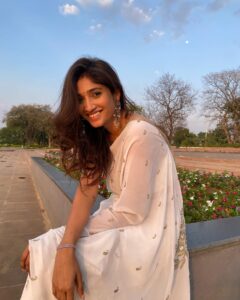 Actress Priya Vadlamani HD Photos and Wallpapers February 2025
