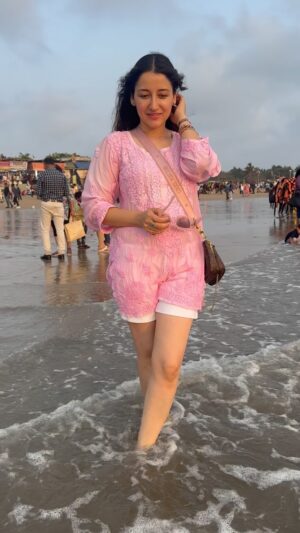 Priyanka Kandwal Instagram - Salona sajan #salonasasajan #trendingreels