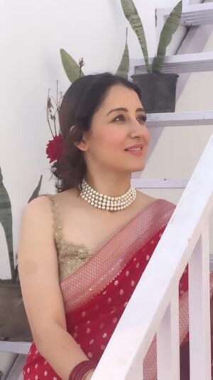 Priyanka Kandwal Instagram - 😊
