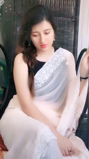 Priyanka Kandwal Instagram - Tere pyar mai. #humterepyarmain