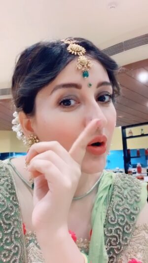 Priyanka Kandwal Instagram - Tum hi jano tum hi jano ❤️ #madhuridixitfans #humapkehainkaun