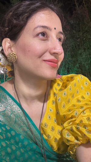 Priyanka Kandwal Instagram - Koi bhi kya jane 🧐 #tukyajane
