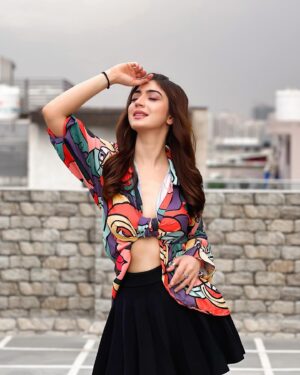 Priyanka Khera Instagram - You’re still staring….. So are you😜 

#Priyankakhera