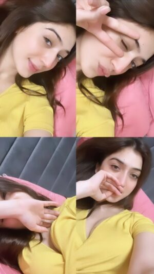 Priyanka Khera Instagram - 💛 

#Priyankakhera