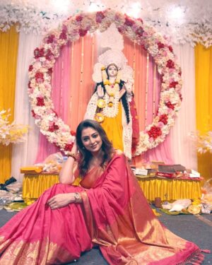 Priyanka Mondal Instagram - সরস্বতী পুজো ২০২৫