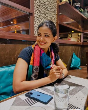 Priyanka Tendolkar Instagram - Wrapped up in love and a cute scarf. 😉🌸