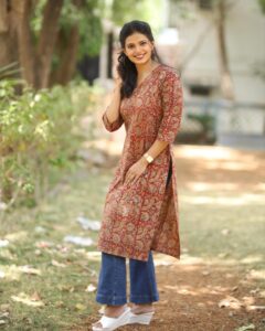 Priyanka Tendolkar Most Liked Photos and Posts