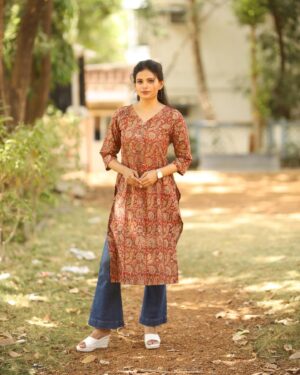 Priyanka Tendolkar Instagram - Fashion is what you buy, style is what you do with it”
Enjoy clothing ideas with कलासूत CLOTHING BRAND..,
*Unique look kalamkari Cotton kurti* for women, women wear, cotton kurti, 
Pure cotton fabric, prints for womens 
(Fabric - cotton
Pattern - kalamkari )

In frame : @priyanka_tendolkar
Click: @rohitographs
Style by @kalasutaa
Makeup-hair by @the_look_changer_
.
.
.
Book your print now! For more information Dm or get us on whatsapp.
 91 9326594426