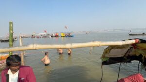 Priyanka Tiwari Instagram - My First Kumbh Mela 🙏

From the moment I arrived, I was mesmerized by the vibrant energy of the Mela. The meticulously planned tent city was a marvel, offering a comfortable and secure stay.

The culinary delights were a treat for my taste buds! Savoring the local flavors and traditional cuisine was an absolute delight.

But the pièce de résistance was the #TrivaniSangamDarshan – witnessing the confluence of the Ganga, Yamuna, and Saraswati rivers was a deeply spiritual experience.

The boat ride along the Ganges was breathtaking, offering a unique perspective on the Mela’s grandeur.

I’m still reeling from the incredible experience, and I’m so thankful to have had the opportunity to be a part of this ancient tradition.

A huge shoutout to @uttarpradeshtourism for their exceptional hospitality and organization!
.
Detail Video is out on my YouTube Channel .

#KumbhMela #Prayagraj #UttarPradeshTourism #SpiritualJourney #CulturalHeritage #mahakumbh2025 #fyp