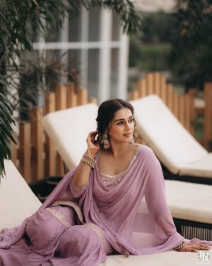 Rachana Mistry Instagram - Khwaab!🪞❣️🧿
.
.
.
Captured by - @chikane_vikrant @_therollingstories @therollingstudio_ 
.
#ROKA-fied! 
#BLESSED🙏🏻🧿