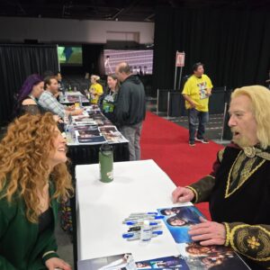 Rachelle Lefevre Instagram - First day at @fanexpoportland was a huge success for our exclusive client @rachellelefevre 

Looking forward to tomorrow

#thephiladelphiaconnection