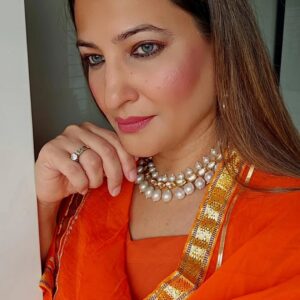 Rakshanda Khan Instagram - #eid 
#eidmubarak 
#kunfayakun 
🤎🤎🤎🤎🤎