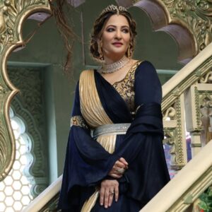 Rakshanda Khan Instagram - Maharani Helena
#prachandAshok #royal #blueblood #queen
@balajitelefilmslimited 
MU @makeupbyfarhan 
Costumes and Styling @anusoru 
📷 @deepak.sharma2585