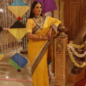 Rakshanda Khan Instagram - 🌻🌻🌻