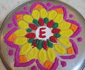 Rakshanda Khan Instagram - Diwali . And the things I made. Of course except slide 1 😄 Hope you guys too had a sweet and fulfilling Diwali #happydiwali #festival #mithai #rangoli