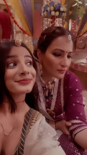 Rakshanda Khan Instagram - One with this goofball ❤️❤️ @rakshandak27