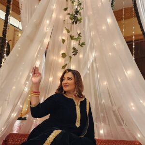 Rakshanda Khan Instagram - Dreamy............
#drkarunatomar #dangaltv #actorlife #workmode #dreamy