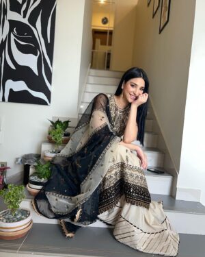Ramsha Khan Instagram - Mera Pasandeeda Jora by Asim Jofa!
@asimjofa @iamasimjofa

#AsimJofa #IWearAsimJofa #MeraPasandeedaJora #EidEdit #EidDay #Eid #Celebration #embroideredcollection #EidWear #EidOutfit #EidSpecial #EidOutfitInspo #EidMubarak #outfitoftheday #eidulfitar