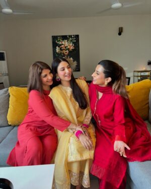 Ramsha Khan Instagram - June really brought the heat. 🔥