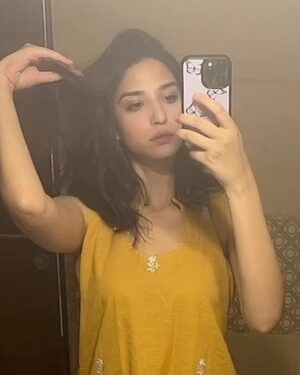 Ramsha Khan Instagram - Photo dump and some outfit checks ♥️