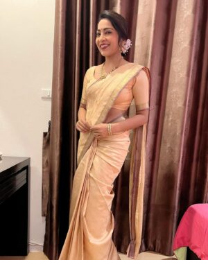 Ramya Subramanian Instagram - From set to screen—memories made, moments cherished….. grateful for this incredible journey!♥️🔥😇🎬

#Vidaamuyarchi