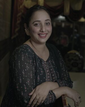 Rani Chatterjee Instagram - Hey beautiful ❤️❤️🧿 achi lag Rahi hu na 😍 #ranichatterjee