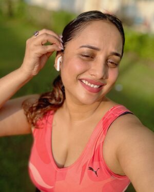Rani Chatterjee Instagram - gradual recovery #positive