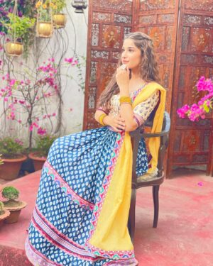 Rasha Thadani Instagram - What a wild ride it’s been. The best years of my life. I couldn’t be more thankful for all the love I’ve been receiving for Janaki. Thankyou for those who watched and loved Azaad. Shooting for this film had been so special and completely irreplaceable. Thankyou for all the feedback as well, taking it into account, working on my craft and will work harder for the next endeavour. Lots of love, Rasha❤️