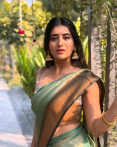 Actress Rashi Singh HD Photos and Wallpapers March 2025
