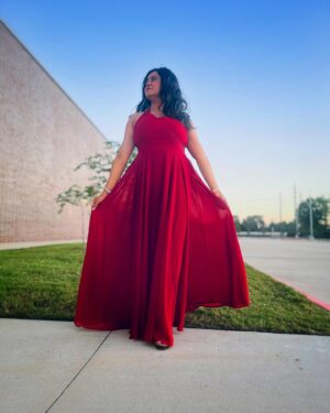 Rasika Vengurlekar Instagram - All I know about Love is just Because of You ✨

#ishqhai #redaesthetic #redconfidence #passionatered
#laalishq #laalmalaal #laalmeredilkahaal 😂 #MHjive #usacanadatour 2024 #rasikavengurlekarofficial 

pc : @namrata_rudraaj 🌼