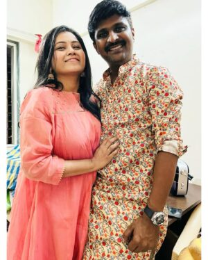 Rasika Vengurlekar Instagram - Happy Birthday Love ❤️😘

@shindesunny 

#LoveandRespect #Maulovesmau #blessedtohaveyouinmylife