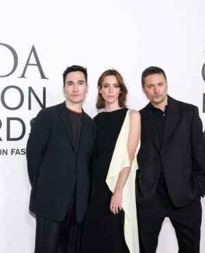 Rebecca Hall Instagram - Classy gang. Thank you for having me. #cfda