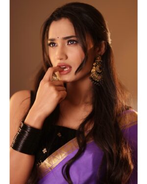 Reeshma Nanaiah Instagram - 💜

Photographer: @nivas_narayan 
Saree : @anayra_couture 
MUA: @makeoverartist_pradeep 
Assistant: @malleshdeadly