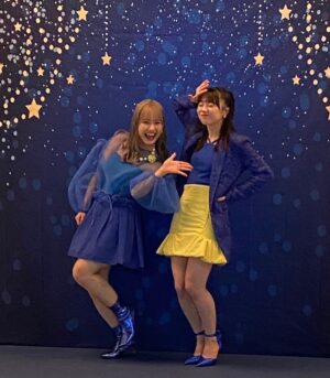 Reina Yokoyama Instagram - 🎤
.
石田亜佑美さん💙
モーニング娘。ご卒業おめでとうございます！
これからも見守っていてください。
.
.
#morningmusume24
#モーニング娘24
#石田亜佑美　さん
#横山玲奈