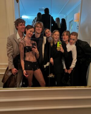Renate Reinsve Instagram - So so proud to win the name of the year at @ellenorge. Wouldn’t be much of anything without really really good and talented people around here 🖤