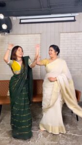 Actress Renuka Shahane HD Photos and Wallpapers November 2022