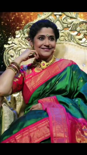 Renuka Shahane Instagram - #बँडबाजावरात शुक्रवार व शनिवार ९.३० वाजता
@zeemarathiofficial 
@endemolshineind 
Styled by @shwetashinde16 
Make Up by #FirozKhan
Hair styling by #JennySayan
Personal assistance by @indrajeet_gujar178 
Sarees by @kalanidhionline 
Accesories by @kankshinistudio 
Customized blouse by @mirayabyalka 
Assisted by @stylebybhagya
Photographs by @riteshnikamphotography and @swapnaspictorialhub 
Thank you so much 🙏🏾🙏🏾