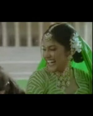 Renuka Shahane Instagram - Chanced upon this 90s ad for Florina by Action that featured me (I was their brand ambassador for three years). I remember we shot at Umed Bhavan Jodhpur. The ad was produced by Far Commercials. My clothes were from Shaina N C's Golden Thimble and make up & hair were by Bharat & Doris. We had such fun shooting for this ad 😊 Any 90s kids who have seen this ad on TV years ago? 😊😊 #nostalgia #oldwork #90sads
