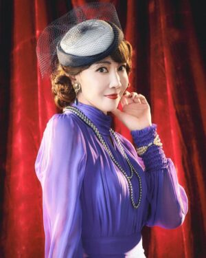 Reon Yuzuki Instagram - .
ミュージカル
「ホリデイ・イン」に
出演させて頂きます🙂

.
舞台映像を拝見して、
私が演じるリンダ役に
感情移入する部分が
とても多かったです😌

.
パワーをもらえ、
背中を押してもらえる
とても温かい作品だと
感じています。

今回出演できることを
とても嬉しく思っています🙂

.
精一杯努めます。
宜しくお願いします。

【音楽】
アーヴィング・バーリン 
【脚本】
ゴードン・グリーンバーグ、
チャド・ホッジ
【演出・振付】
ビル・ディーマー 
【演出補】
アシュリー・グラハム 
【翻訳・訳詞】高橋亜子
【出演】
坂本昌行 増田貴久 柚希礼音 夢咲ねね 保坂知寿 ほか

【東京公演】
2025年4月1日(火)～16日(水) 
@東急シアターオーブ

【大阪公演】
2025年4月22日(火)～5月1日(木) 
@ SkyシアターMBS

holiday-inn-musical.jp

#ホリデイイン
#柚希礼音
#ねねと退団後初めてお芝居で絡みます