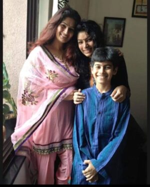 Resham Tipnis Instagram - Happy children's Day.