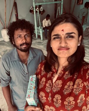 Reshma Muralidharan Instagram - Dear Everyone,

I want to take a moment to address the sudden ending of Nenjathai Killathe. It was never in our plans to conclude the show this way, and we truly understand the disappointment it has caused. The entire team—directors, writers, technicians, and fellow actors—put their heart and soul into this project, and it was more than just a show for us; it was a journey we deeply cherished.

Unfortunately, due to unforeseen circumstances, we were unable to continue. A television show is not just about one person; it is the hard work of hundreds of people whose livelihoods depend on it. Despite our best efforts to find solutions, we had to face a reality that was out of our control.

I request all my well-wishers and fans to handle this with positivity. Instead of spreading negativity or blame, let’s appreciate the beautiful moments Nenjathai Killathe gave us. Your love and support mean the world to me, and I hope to bring you more exciting projects soon.

With love and gratitude,
Reshma Muralidharan