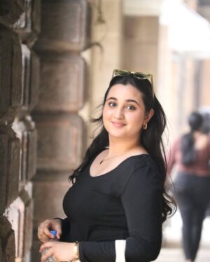 Revathi Pillai Instagram - day ended w a whole lot of sunlight🌞
iykyk
.
📸: @arjun.narayan_