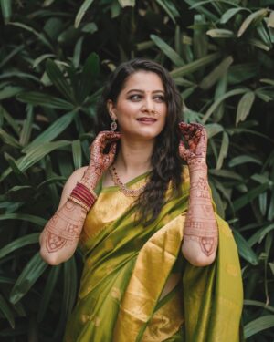 Revati Lele Instagram - 💕🍃

📸 @fotocopy_vm 💕
Mehendi artist : @gauris_artistic_heena 💕