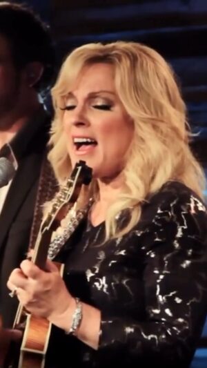 Rhonda Vincent Instagram - "Muleskinner Blues" by Rhonda Vincent & The Rage. #rhondavincent