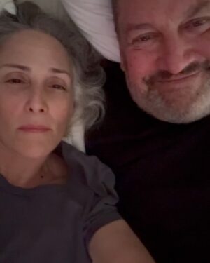 Ricki Lake Instagram - Grateful for so many things…. 
What comes to mind in this moment
….
That cannabis is legal here in NYC! 
💚💚💚
Grateful to be back in NYC and to have the wonderful opportunity to discover a whole new neighborhood after living here over the 11 years of doing my talk show.. Thank you G & R. 💞
For Ross, the best partner, ride or die, husband. 
Home is wherever we are as long as we are together. Also so relieved we can still find the laughter and joy and play. 

Sending endless love for my fellow neighbors, community, and my beloved city. As we embark on a bit of a pilgrimage to heal out of Los Angeles, know you are always in my heart. 

❤️‍🩹❤️‍🩹❤️‍🩹❤️‍🩹
#cannabisismedicine