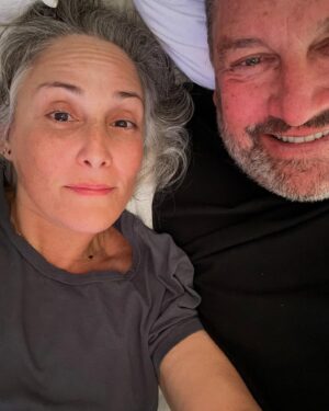 Ricki Lake Instagram - Grateful for so many things…. 
What comes to mind in this moment
….
That cannabis is legal here in NYC! 
💚💚💚
Grateful to be back in NYC and to have the wonderful opportunity to discover a whole new neighborhood after living here over the 11 years of doing my talk show.. Thank you G & R. 💞
For Ross, the best partner, ride or die, husband. 
Home is wherever we are as long as we are together. Also so relieved we can still find the laughter and joy and play. 

Sending endless love for my fellow neighbors, community, and my beloved city. As we embark on a bit of a pilgrimage to heal out of Los Angeles, know you are always in my heart. 

❤️‍🩹❤️‍🩹❤️‍🩹❤️‍🩹
#cannabisismedicine