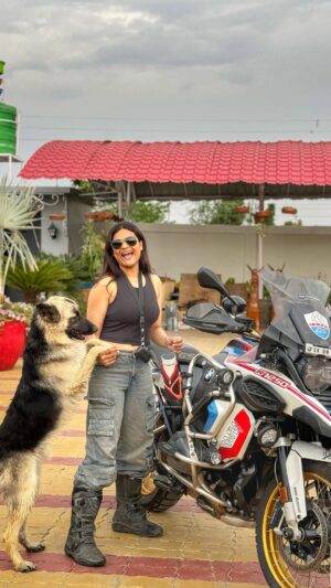 Ridergirl Vishakha Instagram - Batao squad yeh wali lelu?

#ridergirlvishakha