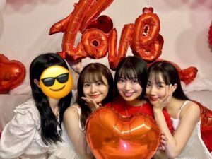 Rie Kitahara Instagram - ❤️👶🏻🚿❤️
夏ごろに、
大切な後輩たちにも
ベビーシャワーをやってもらっちゃいました🥹🫶🏻❣️

動画ぜーんぶ見せたいくらい
愛に溢れた空間で、、、
頑張ってたくさん準備してくれて
目隠しして部屋に連れて行ってくれて
めっちゃお祝いしてくれて
そのままお泊まりして
とにかく楽しい愛しい時間すぎて幸せすぎました‼️‼️‼️

やまだが胎動感じて泣いてました。ワラ

幸せな記録、ここに残させてください👶🏻💖

 #ベビーシャワー #babyshower